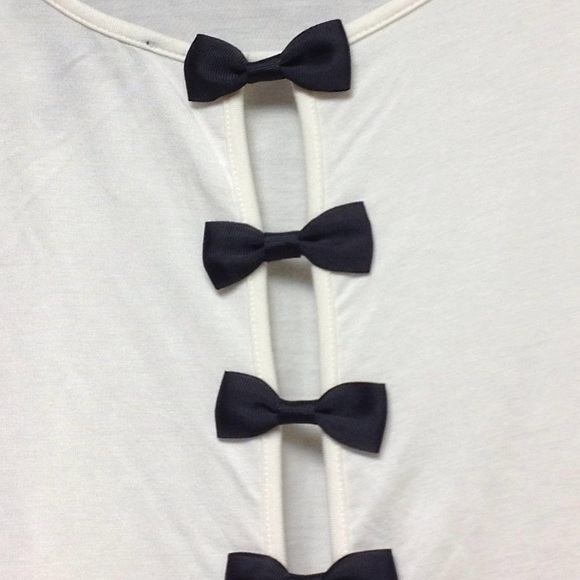 Cream top Jessica Simpson NWT - Picture 3 of 6